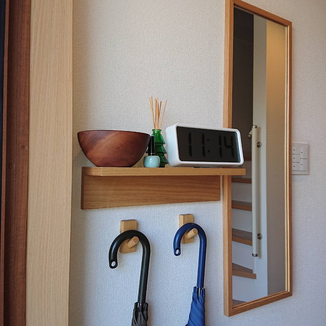 ジョイナステラス二俣川】壁につけられる家具 ｜スタッフの自宅紹介